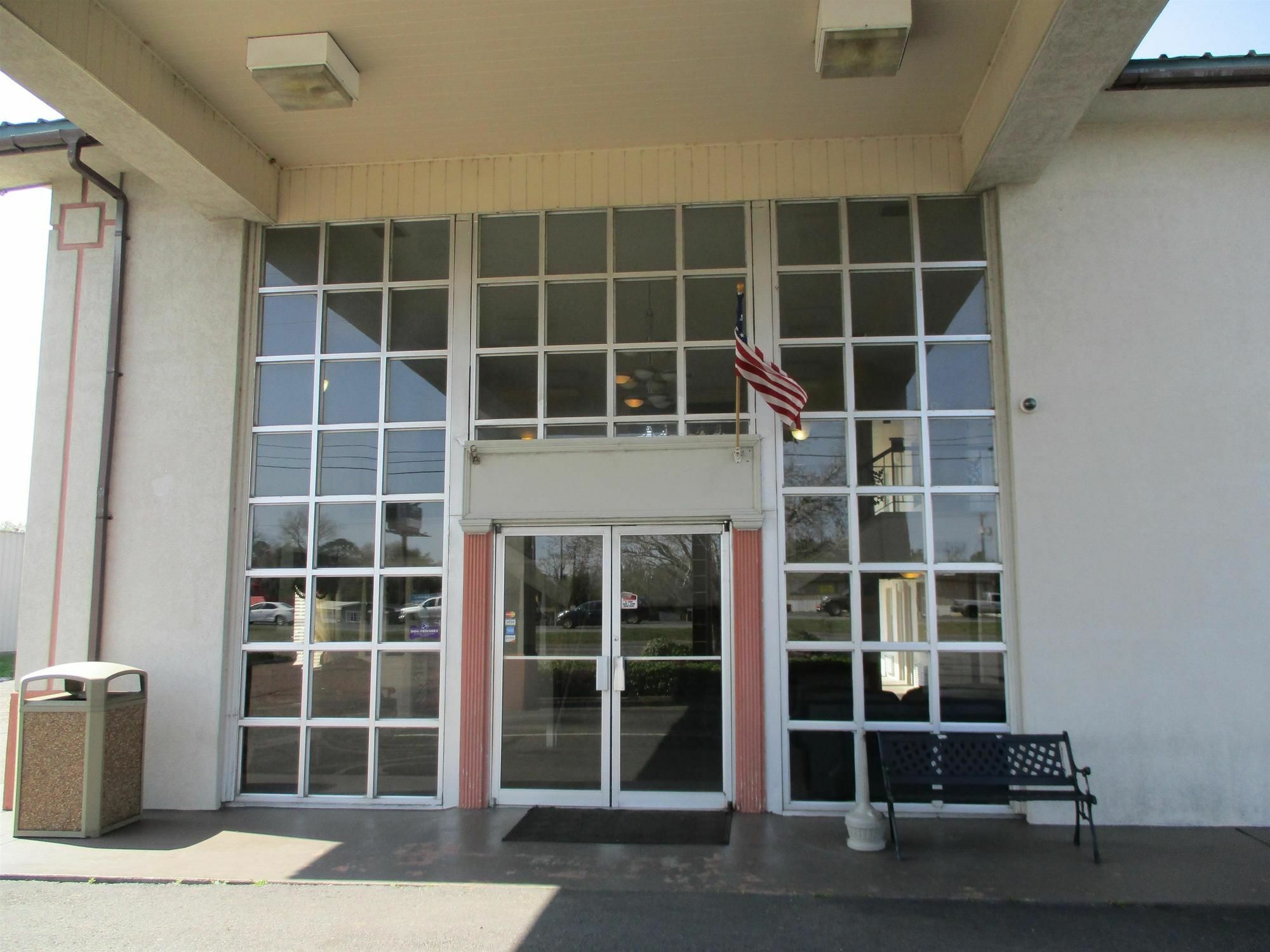 Studio 6-Alexandria, La Exterior photo